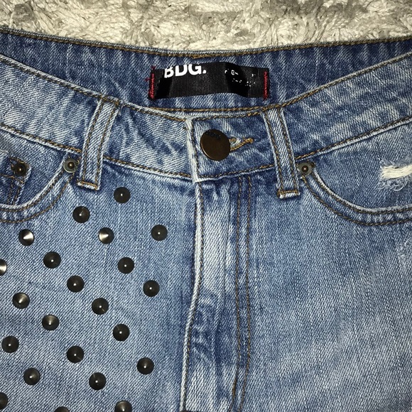 Shorts - Picture 4 of 4